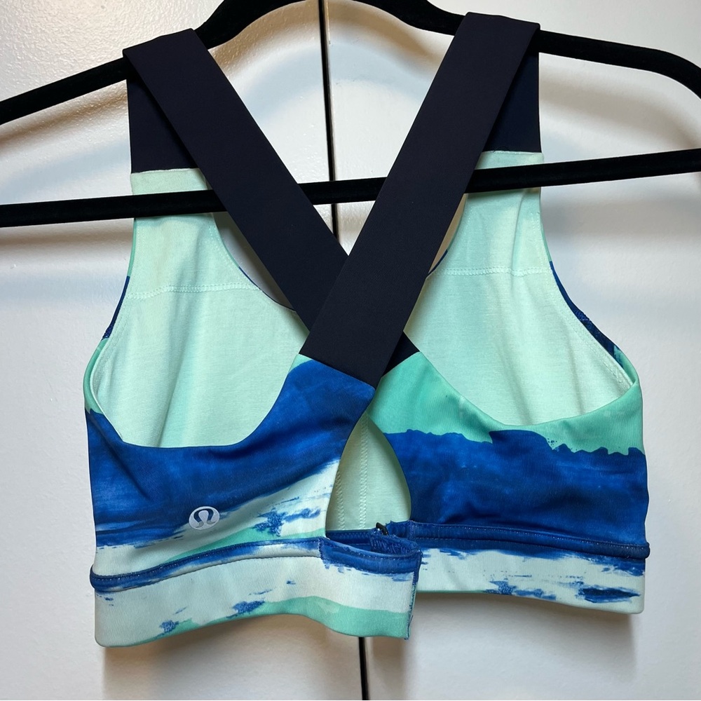 lululemon size 6 All Sports Bra Adjustable Harbor Naval Blue - Picture 4 of 6